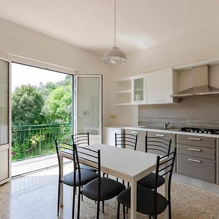 Joivy Family Flat With 3 Balconies, 10 Min To Beach Moneglia Buitenkant foto