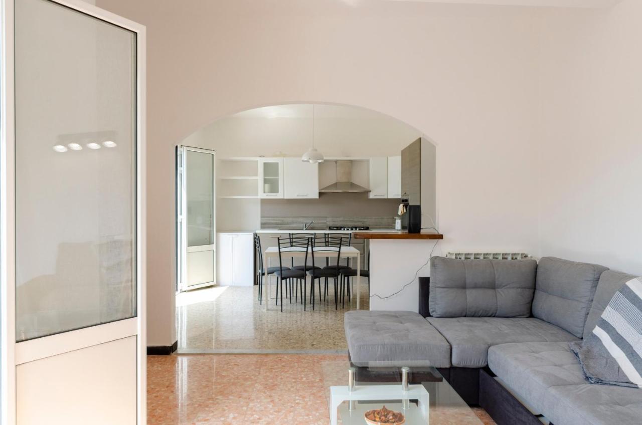 Joivy Family Flat With 3 Balconies, 10 Min To Beach Moneglia Buitenkant foto