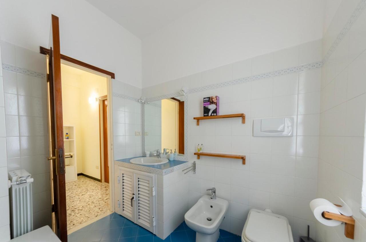 Joivy Family Flat With 3 Balconies, 10 Min To Beach Moneglia Buitenkant foto